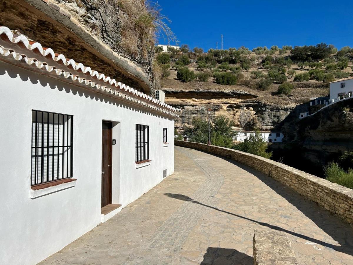 Casa Cueva Sol Y Luna Setenil Setenil De Las Bodegas Exterior photo
